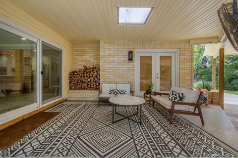 Tiny photo for 2214 Thomasville Road, Tallahassee, FL 32308 (MLS # 392146)