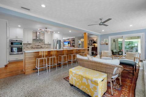Tiny photo for 2214 Thomasville Road, Tallahassee, FL 32308 (MLS # 392146)