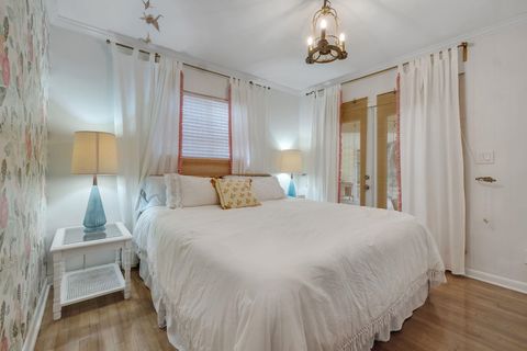 Tiny photo for 2214 Thomasville Road, Tallahassee, FL 32308 (MLS # 392146)