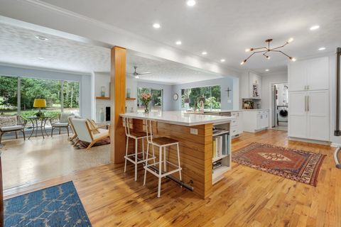 Tiny photo for 2214 Thomasville Road, Tallahassee, FL 32308 (MLS # 392146)