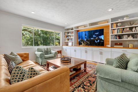 Tiny photo for 2214 Thomasville Road, Tallahassee, FL 32308 (MLS # 392146)