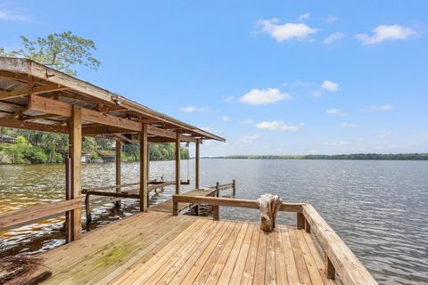 Photo of 2769 Parramore Shores Road, Tallahassee, FL 32310 (MLS # 386990)