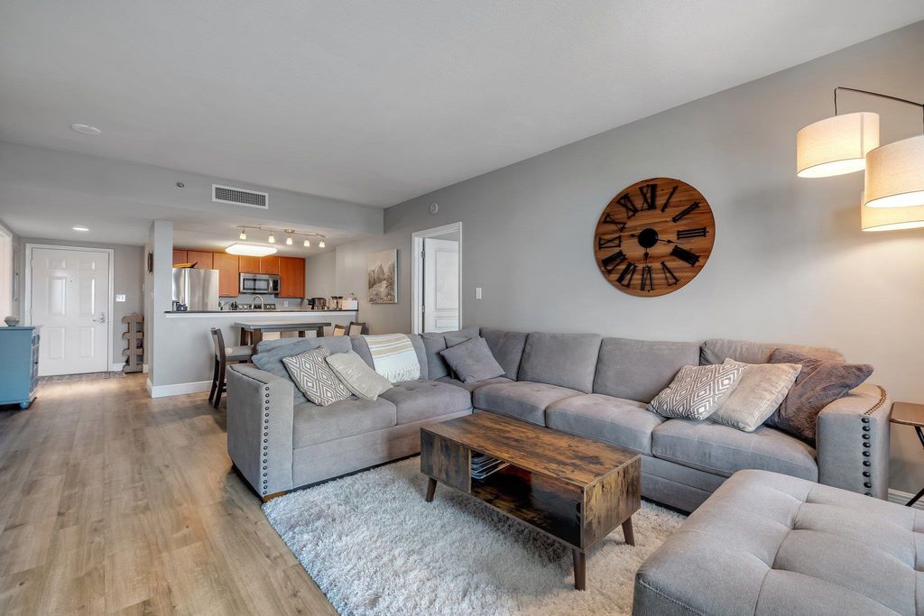 Photo of 300 S Duval Street #1408, Tallahassee, FL 32301 (MLS # 385802)