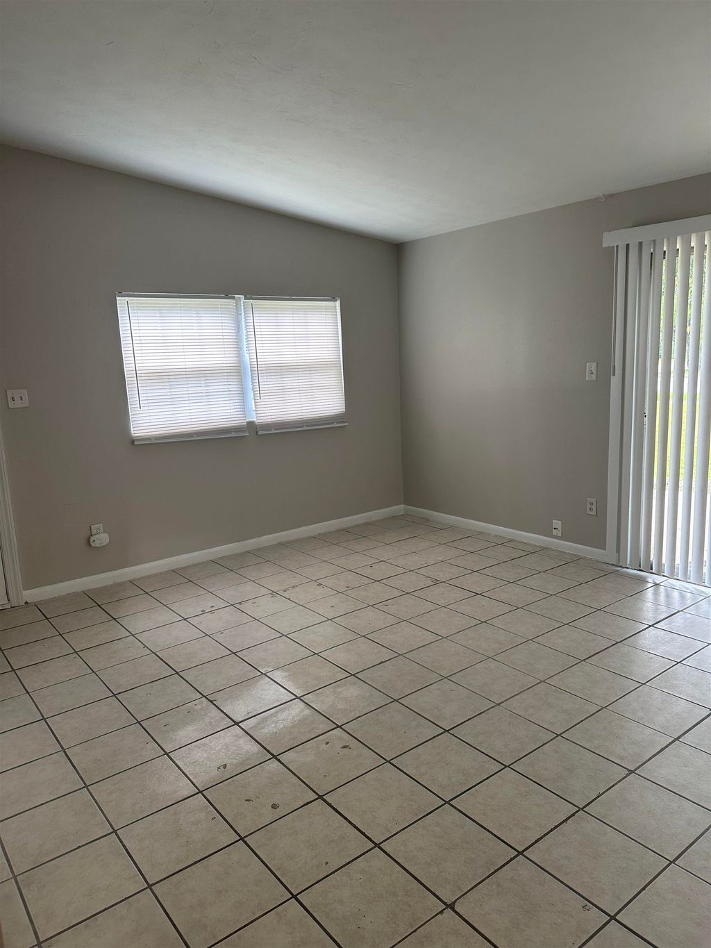 Photo of 422 Essex Drive, Tallahassee, FL 32304 (MLS # 393950)