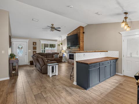 Tiny photo for 2261 Hickory Court, Tallahassee, FL 32305 (MLS # 401204)