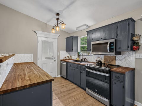 Tiny photo for 2261 Hickory Court, Tallahassee, FL 32305 (MLS # 401204)