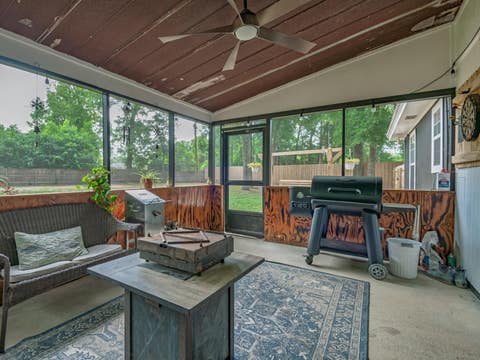 Tiny photo for 2261 Hickory Court, Tallahassee, FL 32305 (MLS # 401204)