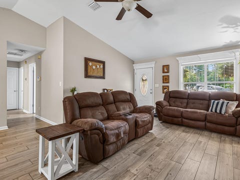 Tiny photo for 2261 Hickory Court, Tallahassee, FL 32305 (MLS # 401204)