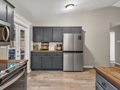 Tiny photo for 2261 Hickory Court, Tallahassee, FL 32305 (MLS # 401204)