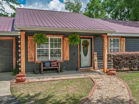 Tiny photo for 2261 Hickory Court, Tallahassee, FL 32305 (MLS # 401204)