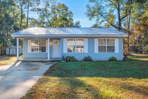 A home in Crawfordville