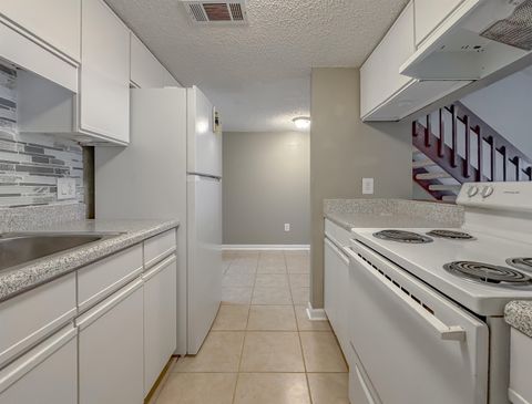 Tiny photo for 2248 Sandpiper Street, Tallahassee, FL 32303 (MLS # 385138)