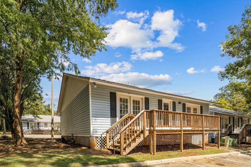 Photo of 2262 Magnolia Circle, Tallahassee, FL 32301 (MLS # 402632)