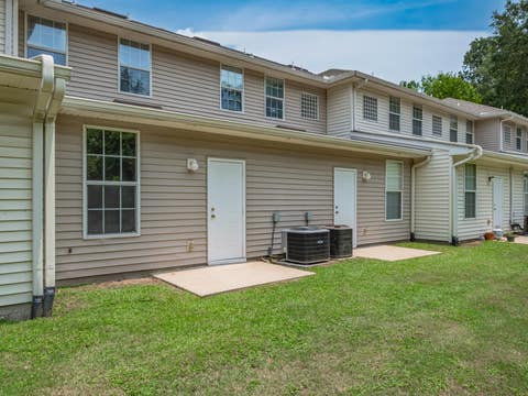 Tiny photo for 3400 Old Bainbridge 206 Road #206, Tallahassee, FL 32303 (MLS # 402995)