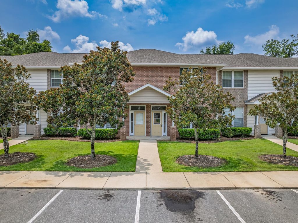 Photo of 3400 Old Bainbridge 206 Road #206, Tallahassee, FL 32303 (MLS # 402995)