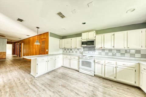Tiny photo for 534 N Barber Hill, Lamont, FL 32336 (MLS # 401597)
