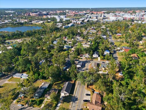 Tiny photo for 826 Liberty Street, Tallahassee, FL 32310 (MLS # 392771)