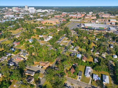 Tiny photo for 826 Liberty Street, Tallahassee, FL 32310 (MLS # 392771)