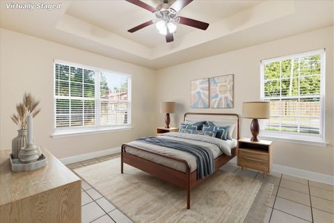 Tiny photo for 826 Liberty Street, Tallahassee, FL 32310 (MLS # 392771)