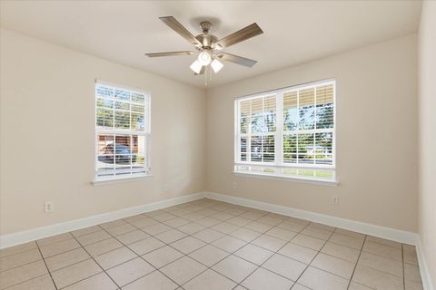 Tiny photo for 826 Liberty Street, Tallahassee, FL 32310 (MLS # 392771)