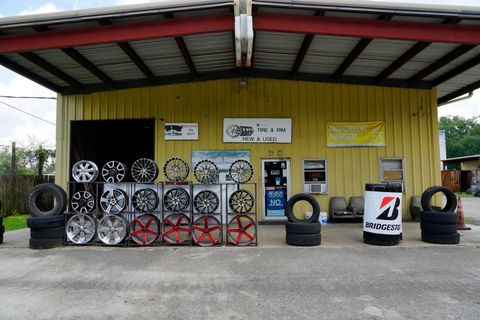 Tiny photo for 2425 Springhill Road, Tallahassee, FL 32305 (MLS # 382242)