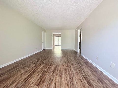 Tiny photo for 1663 Kay Avenue #D, Tallahassee, FL 32301 (MLS # 402687)