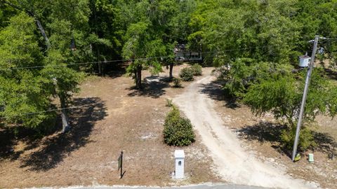 Tiny photo for 96 MILL CREEK Road, Crawfordville, FL 32327 (MLS # 399111)