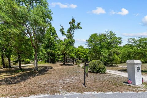 Tiny photo for 96 MILL CREEK Road, Crawfordville, FL 32327 (MLS # 399111)