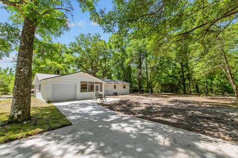 Tiny photo for 96 MILL CREEK Road, Crawfordville, FL 32327 (MLS # 399111)