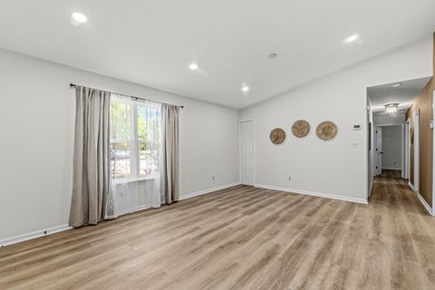 Tiny photo for 96 MILL CREEK Road, Crawfordville, FL 32327 (MLS # 399111)