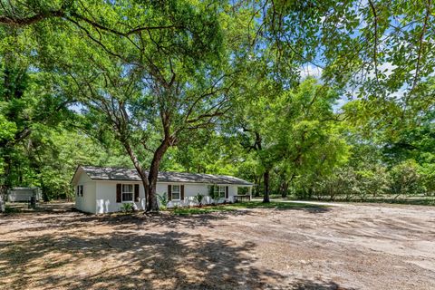 Tiny photo for 96 MILL CREEK Road, Crawfordville, FL 32327 (MLS # 399111)