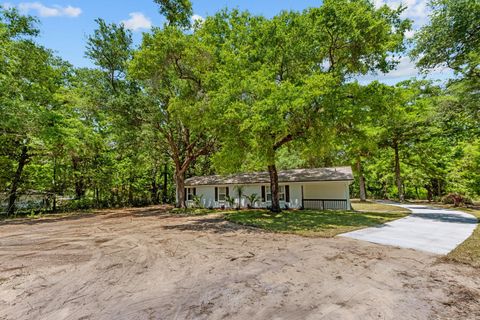 Tiny photo for 96 MILL CREEK Road, Crawfordville, FL 32327 (MLS # 399111)