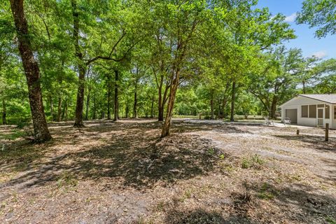 Tiny photo for 96 MILL CREEK Road, Crawfordville, FL 32327 (MLS # 399111)