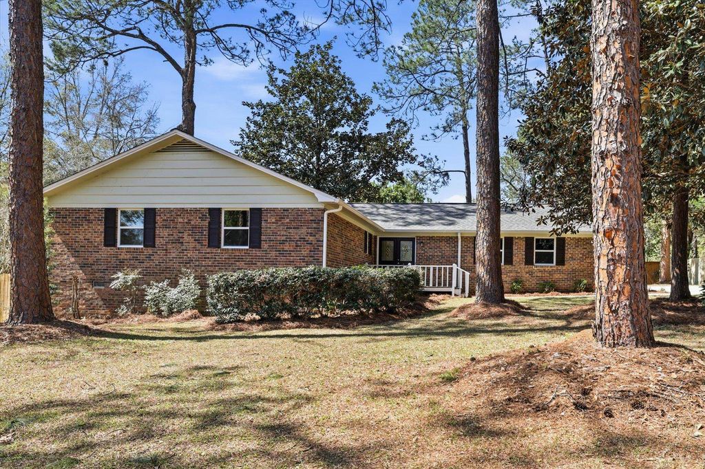 Photo of 2805 Tipperary Drive Dr, Tallahassee, FL 32309 (MLS # 400052)