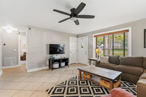 Tiny photo for 2516 WHISPER Way, Tallahassee, FL 32308 (MLS # 397635)