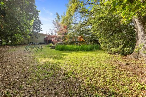 Tiny photo for 2516 WHISPER Way, Tallahassee, FL 32308 (MLS # 397635)