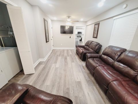 Tiny photo for 1906 Karen Lane, Tallahassee, FL 32304 (MLS # 396270)