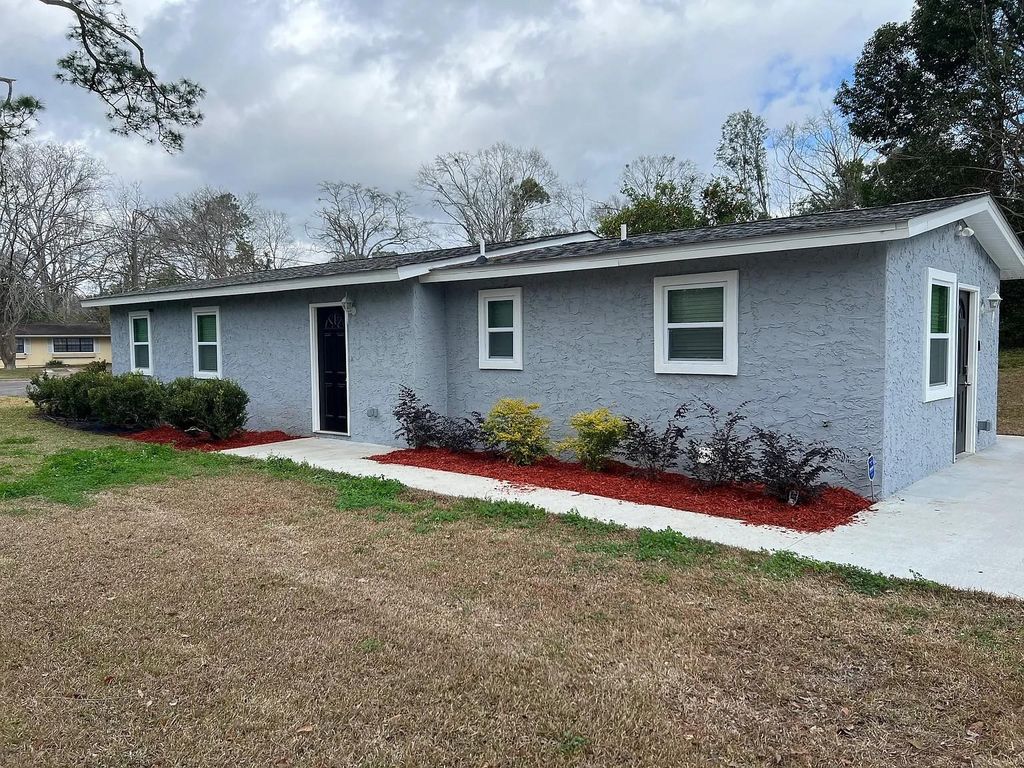 Photo of 1906 Karen Lane, Tallahassee, FL 32304 (MLS # 396270)