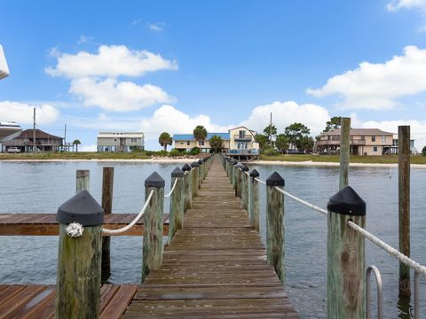 A home in ALLIGATOR POINT