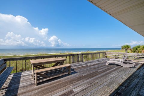 A home in ALLIGATOR POINT