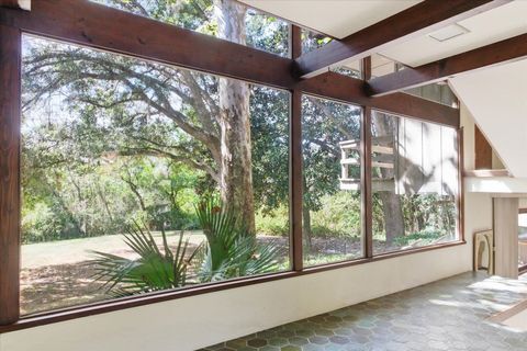 Photo of 3010 Southshore Circle, Tallahassee, FL 32312 (MLS # 388491)