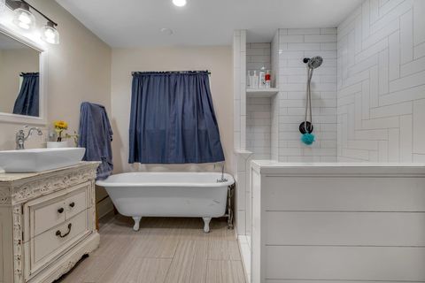 Tiny photo for 1904 Angel Hollow Road, Tallahassee, FL 32308 (MLS # 387989)