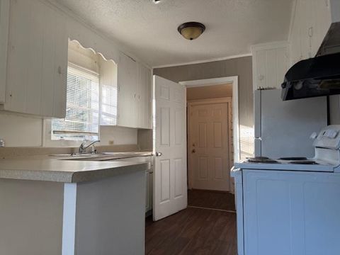 Tiny photo for 500 Laura Lee Avenue, Tallahassee, FL 32301 (MLS # 395399)