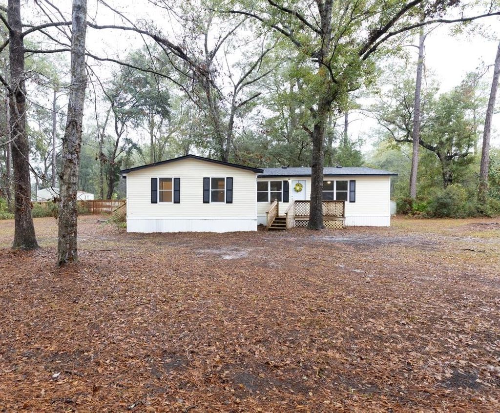 Photo of 9331 Shumard Drive, Tallahassee, FL 32305 (MLS # 393756)