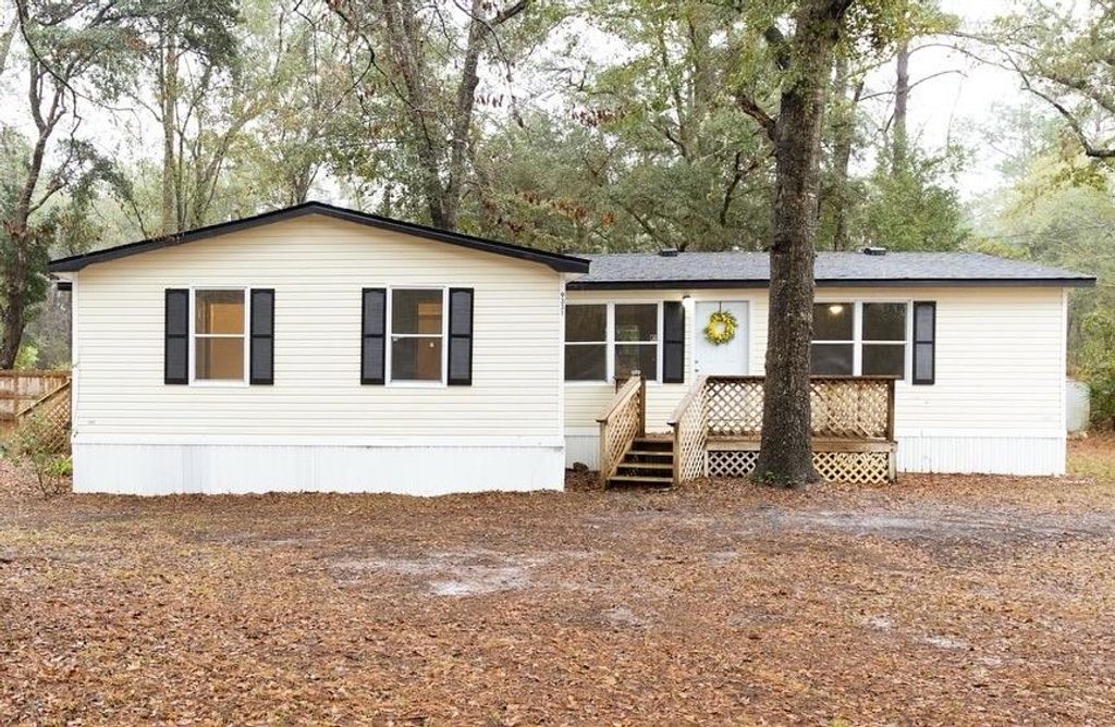 Photo of 9331 Shumard Drive, Tallahassee, FL 32305 (MLS # 393756)