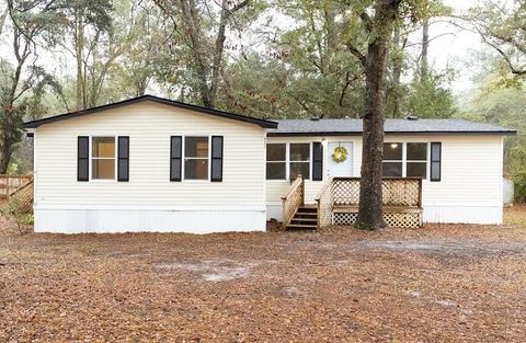 Photo of 9331 Shumard Drive, Tallahassee, FL 32305 (MLS # 393756)