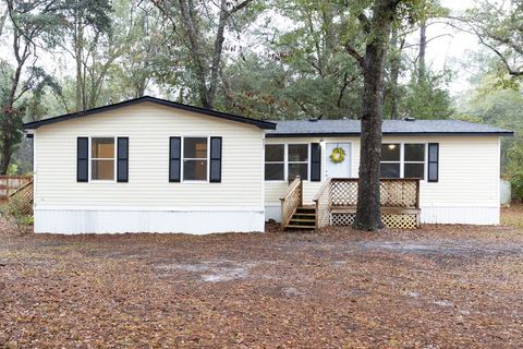 Photo of 9331 Shumard Drive, Tallahassee, FL 32305 (MLS # 393756)