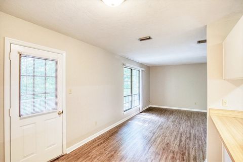 Tiny photo for 671 Holyoke Court #c, Tallahassee, FL 32301 (MLS # 399453)