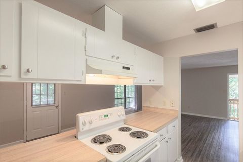 Tiny photo for 671 Holyoke Court #c, Tallahassee, FL 32301 (MLS # 399453)