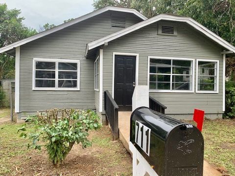 Tiny photo for 711 Dent Street, Tallahassee, FL 32304 (MLS # 396571)